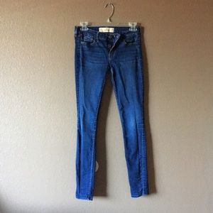 Hollister Super Skinny Jeans